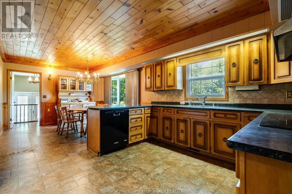 8725 RICHARDSON Sideroad