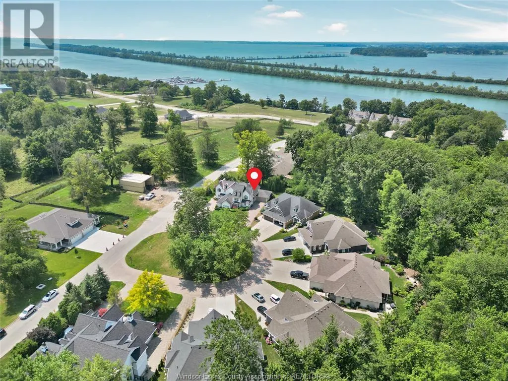 71 RED OAK CRESCENT