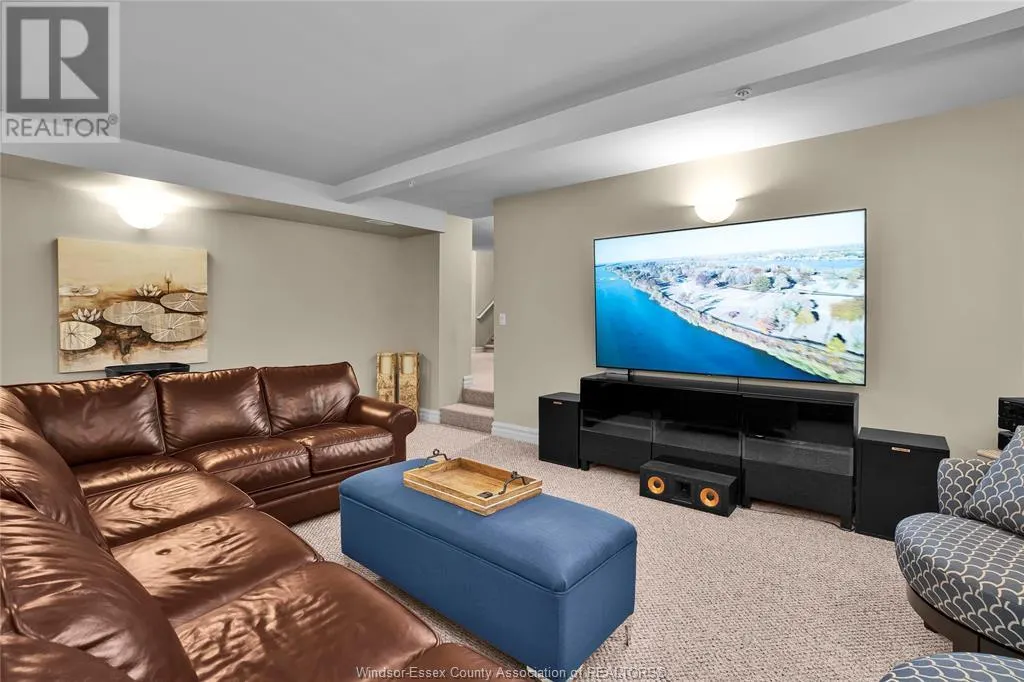 71 RED OAK CRESCENT