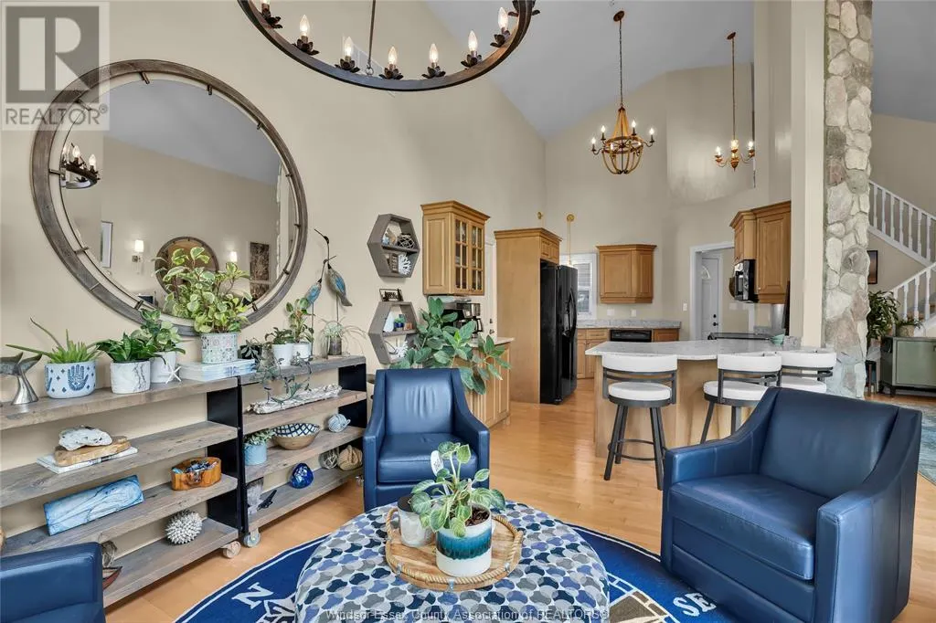 71 RED OAK CRESCENT