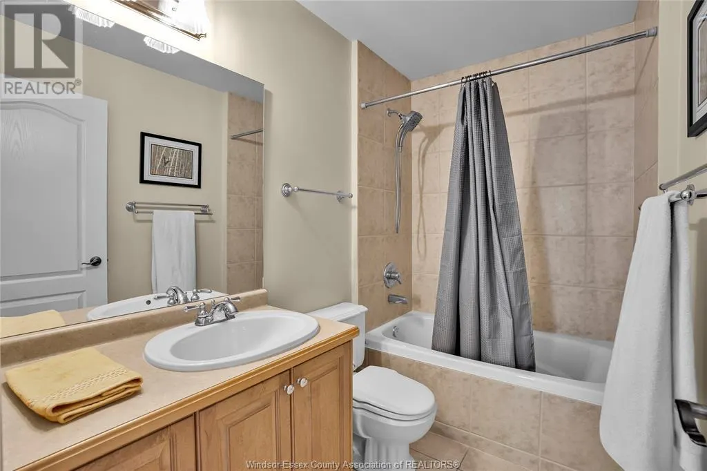 71 RED OAK CRESCENT