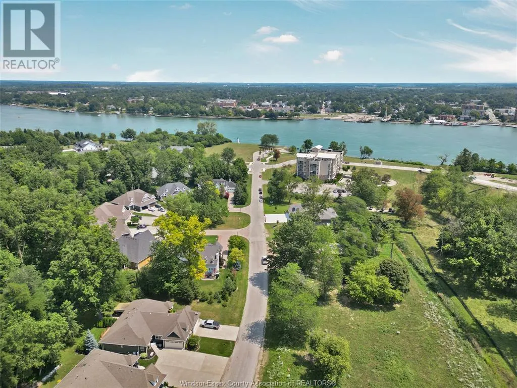 71 RED OAK CRESCENT
