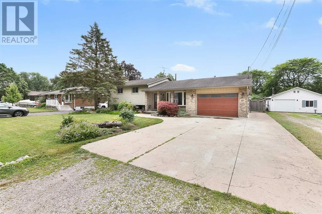 1935 CANARD DRIVE