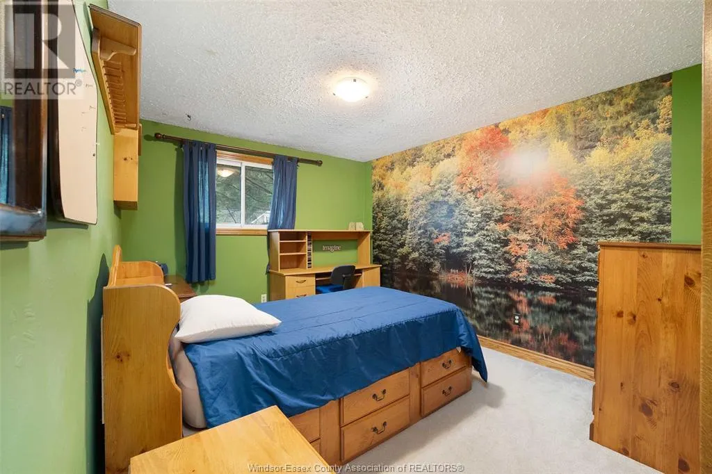 1935 CANARD DRIVE