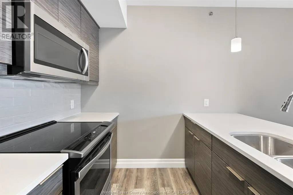716 BROWNSTONE Unit# 202