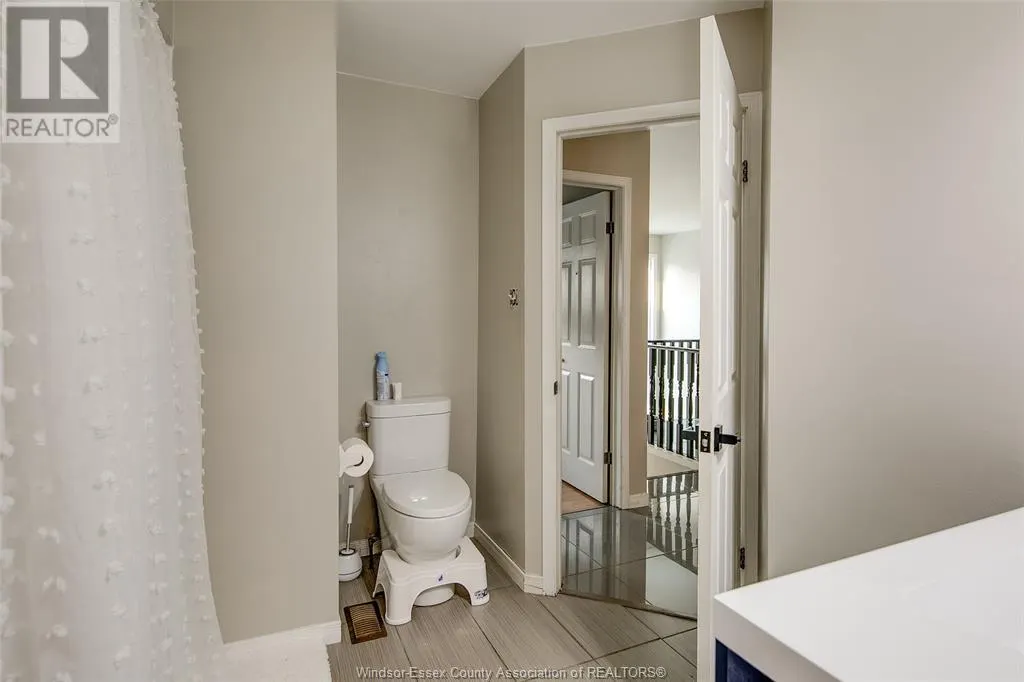 1413 MICKAILA CRESCENT