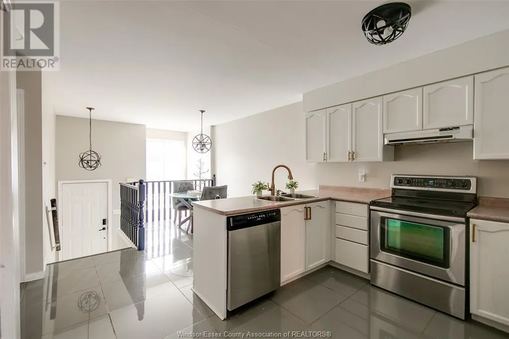 1413 MICKAILA CRESCENT