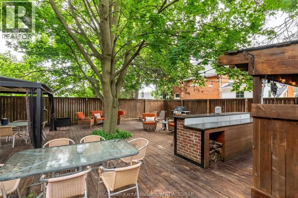 208 Trerice STREET East