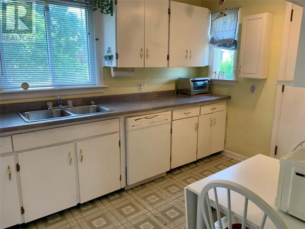 1330 Colborne ROAD