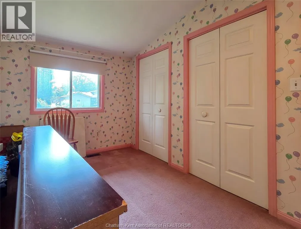 64 Parkwood DRIVE
