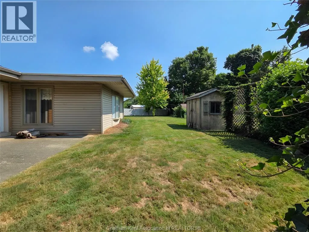 64 Parkwood DRIVE