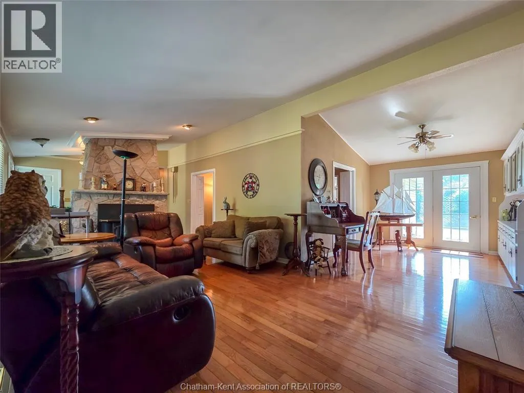 64 Parkwood DRIVE
