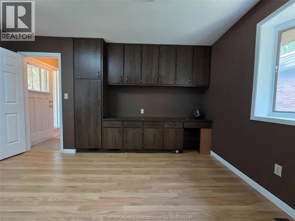 64 Parkwood DRIVE