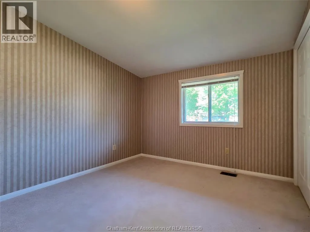 64 Parkwood DRIVE