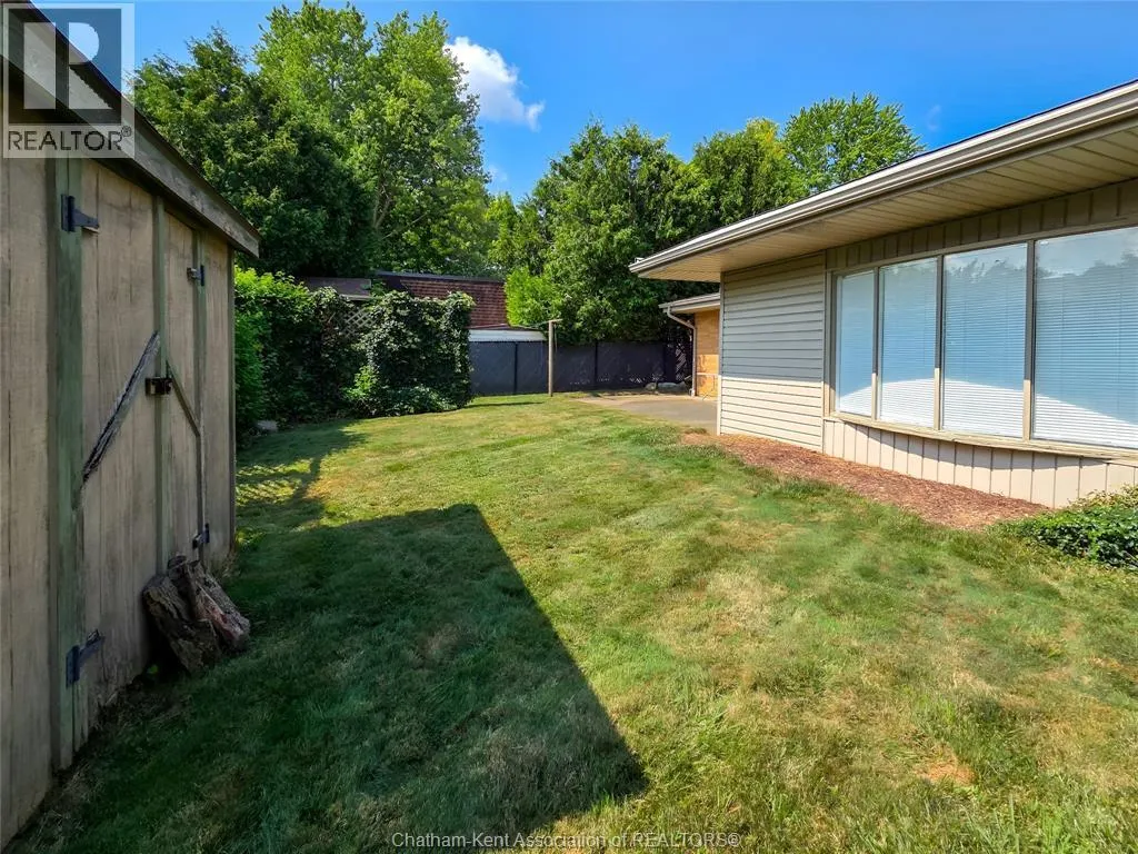 64 Parkwood DRIVE