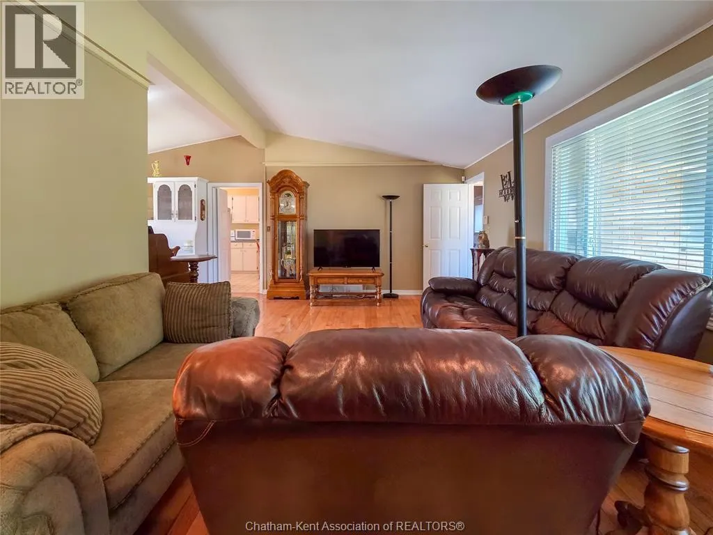 64 Parkwood DRIVE