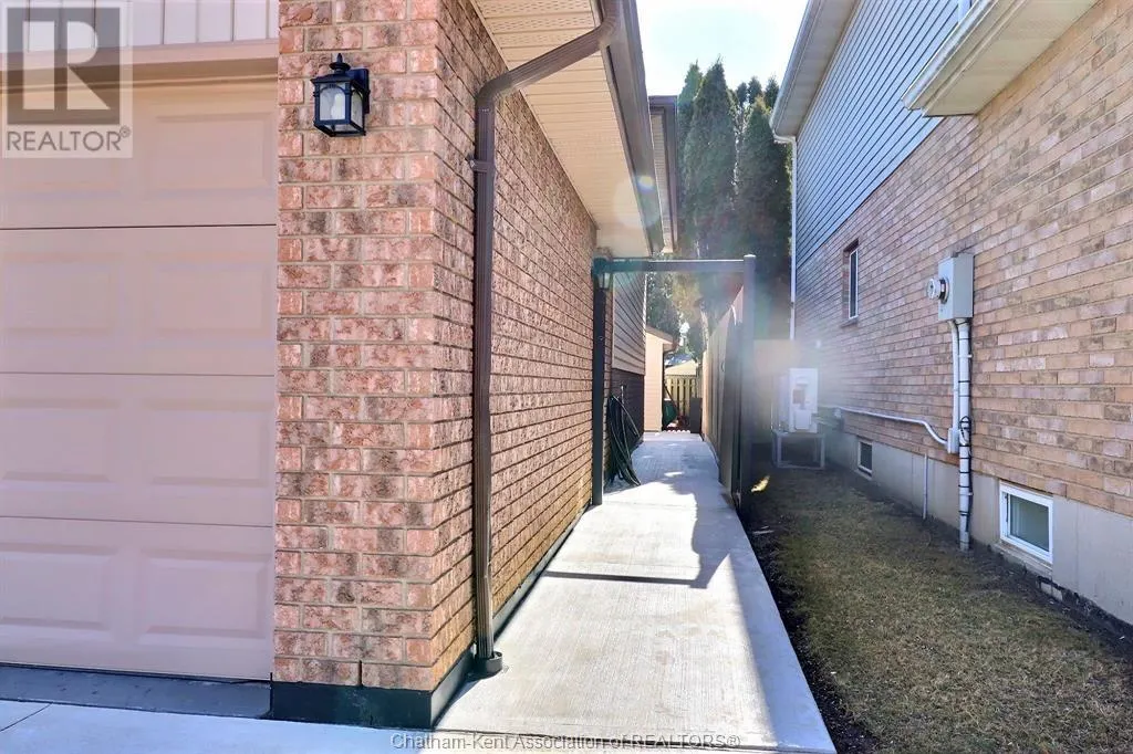 292 Valley ROAD