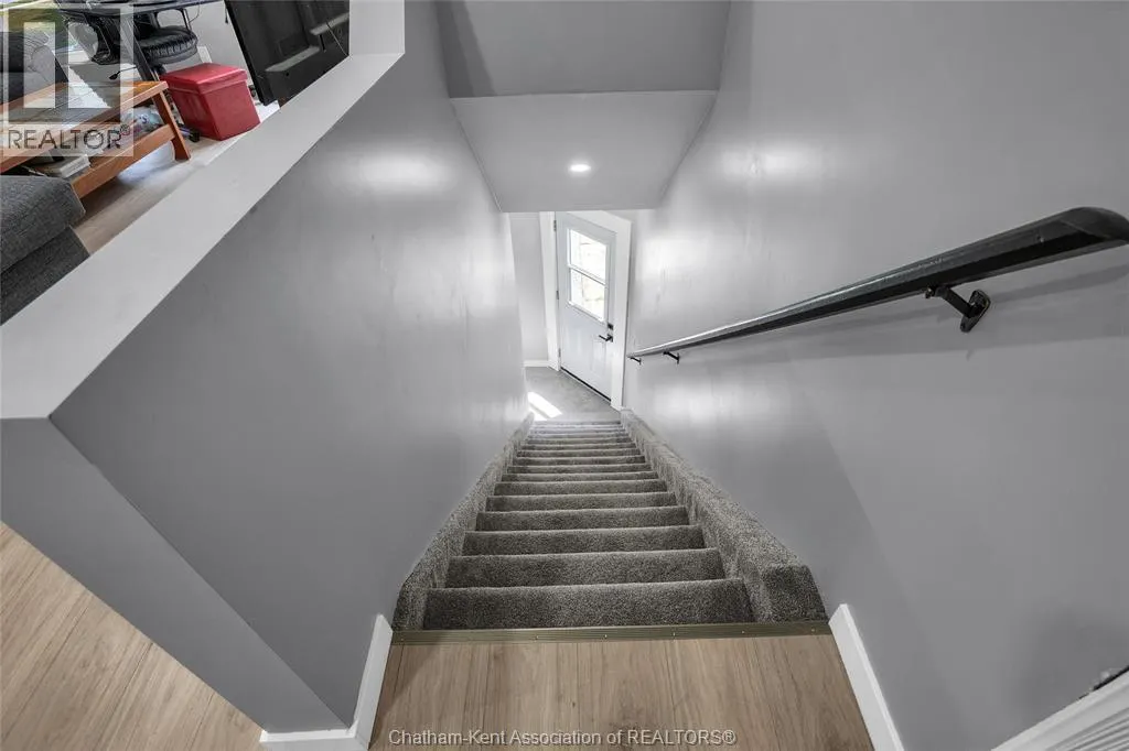 217 SELKIRK STREET