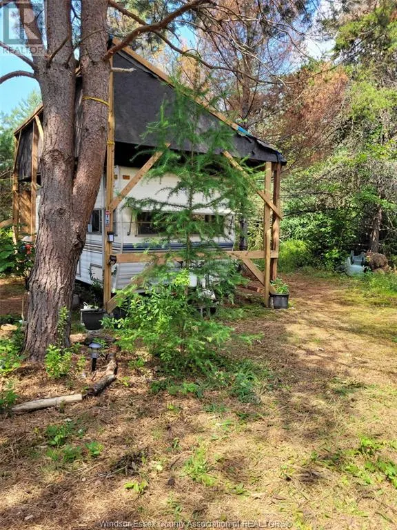 984 FOURTH AVENUE