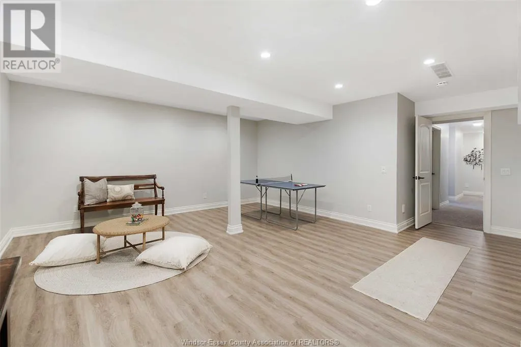 1110 REGENCY