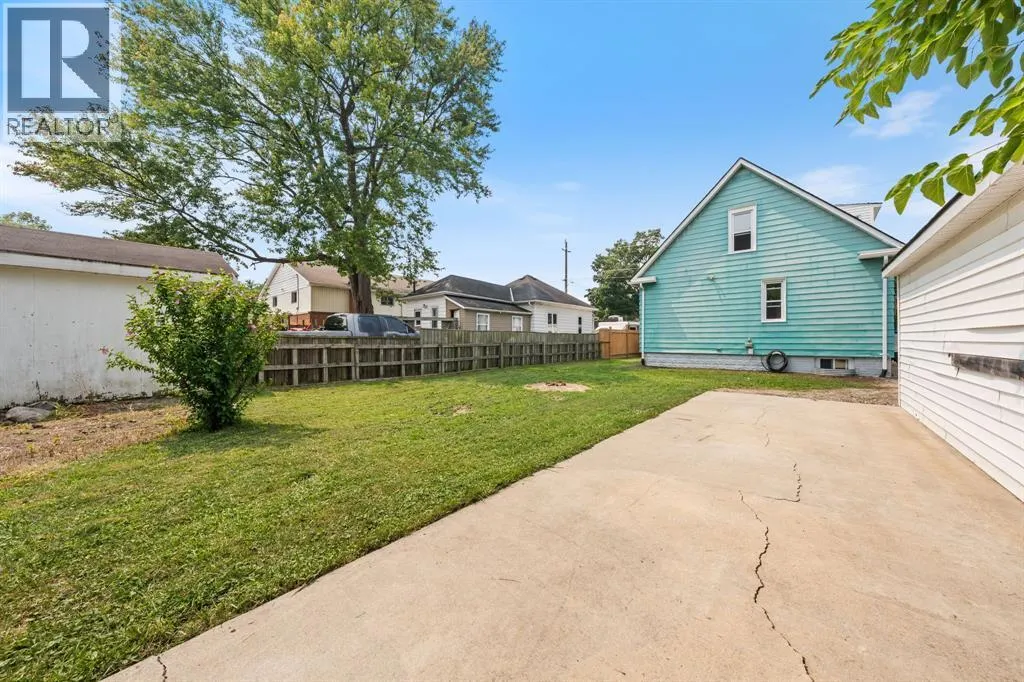 266 BROCK STREET South