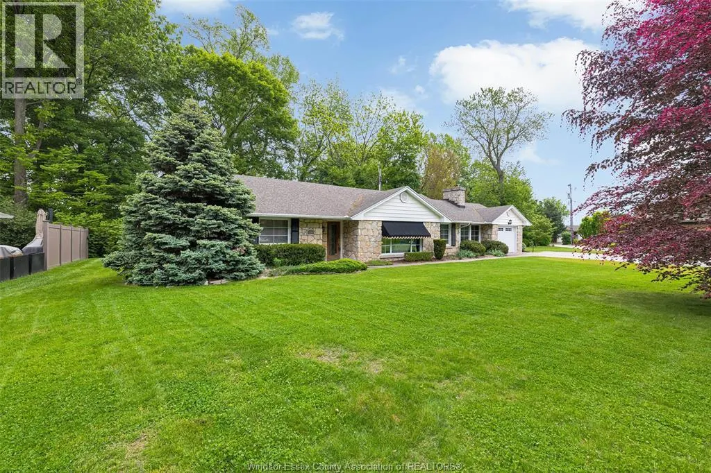 1506 WHITEWOOD