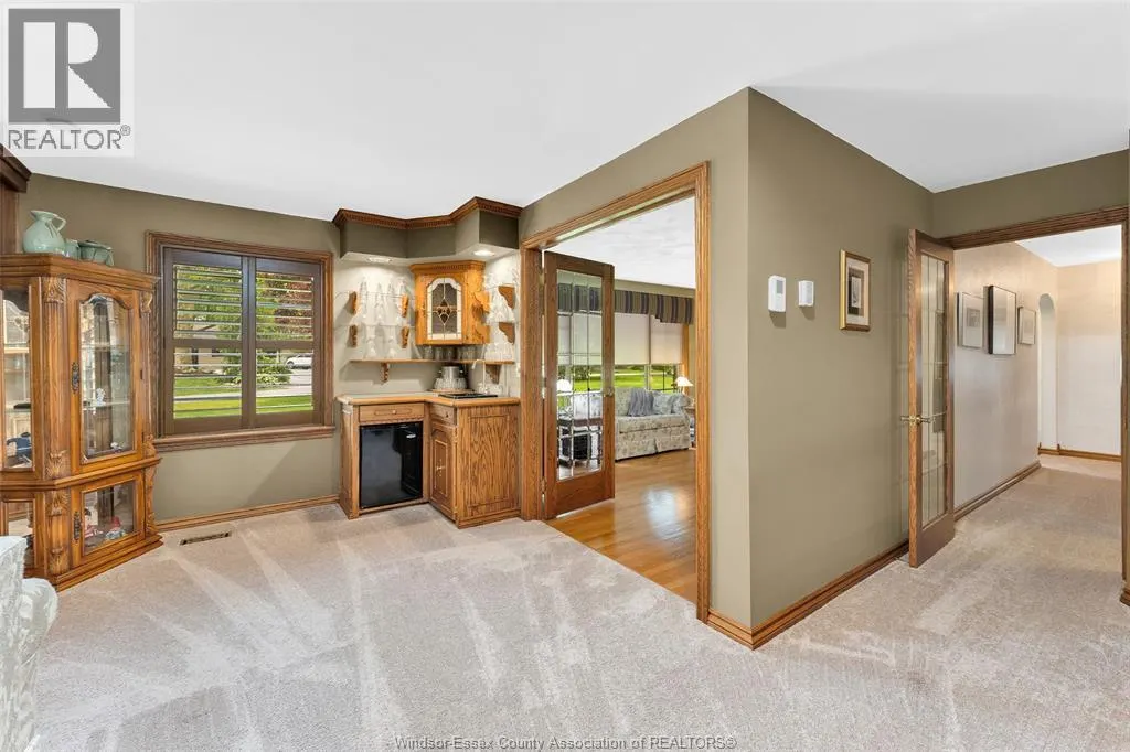 1506 WHITEWOOD