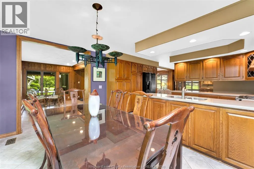 1506 WHITEWOOD
