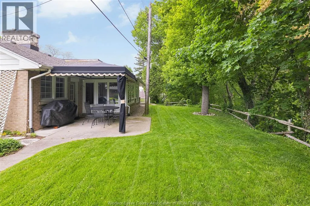 1506 WHITEWOOD