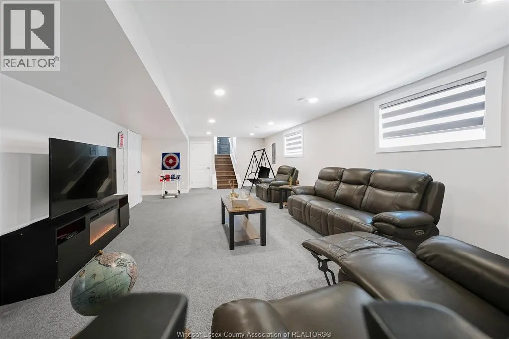 794 KEIL DRIVE DRIVE