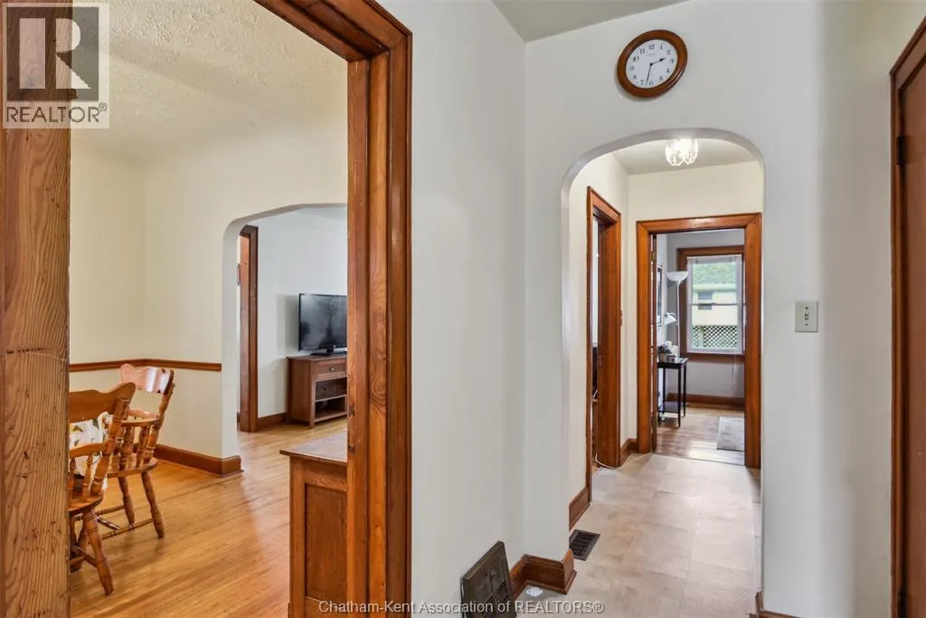 12 Alexandra AVENUE
