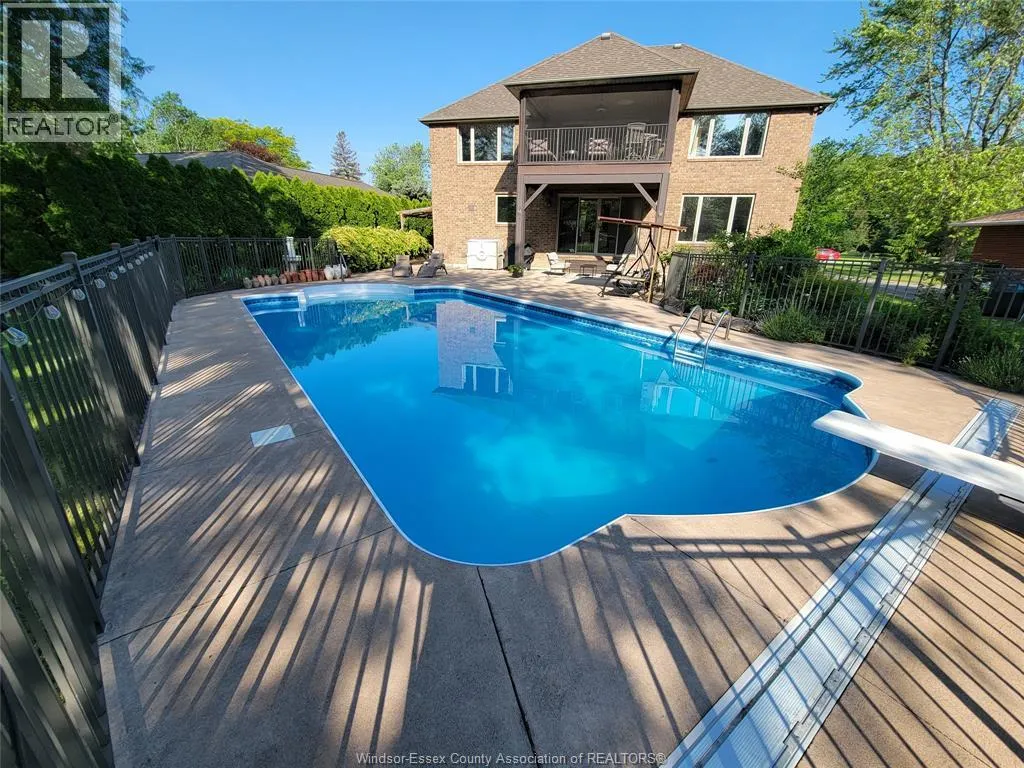 242 WEST PUCE ROAD