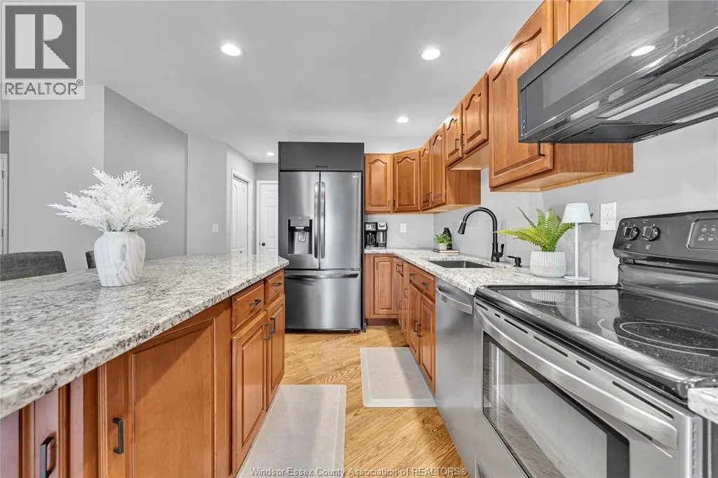 211 BAYBERRY