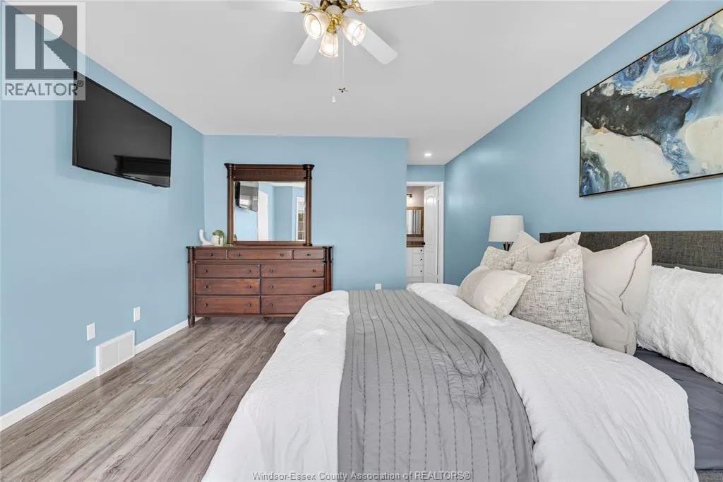 211 BAYBERRY