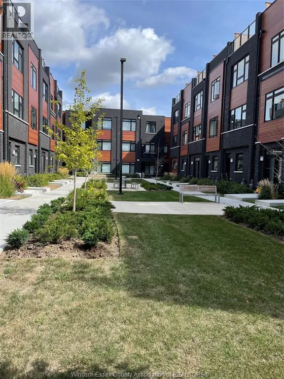 370B Red Maple ROAD Unit# 62