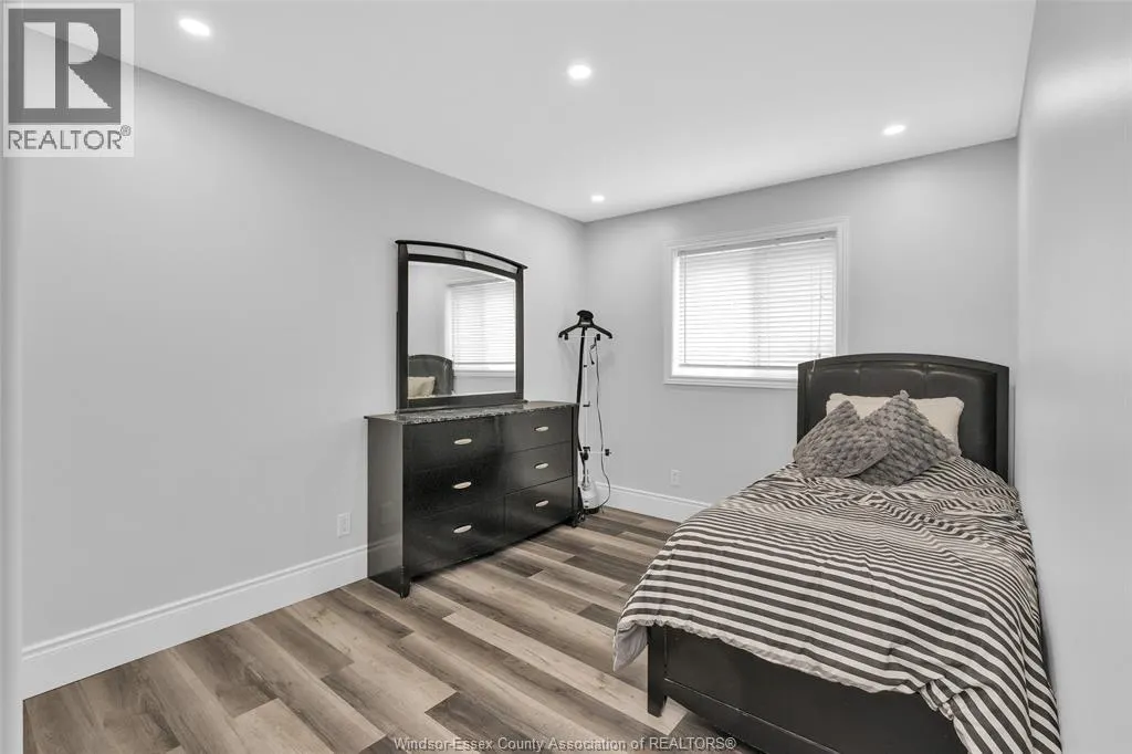 1154 MONARCH MEADOWS