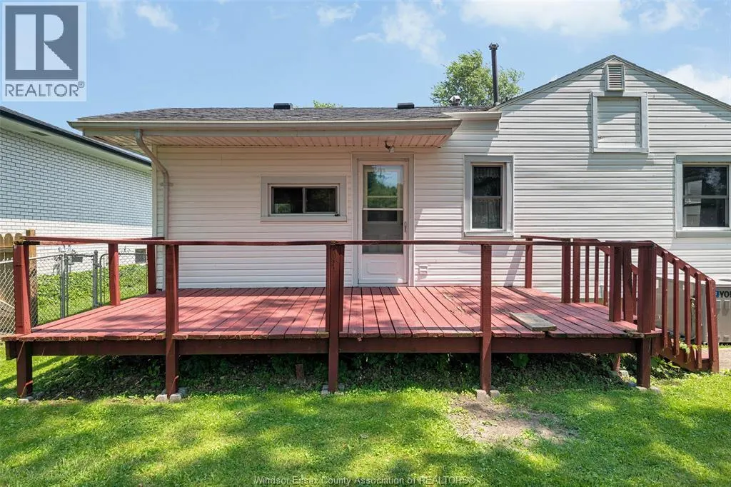 211 DUBOIS AVENUE