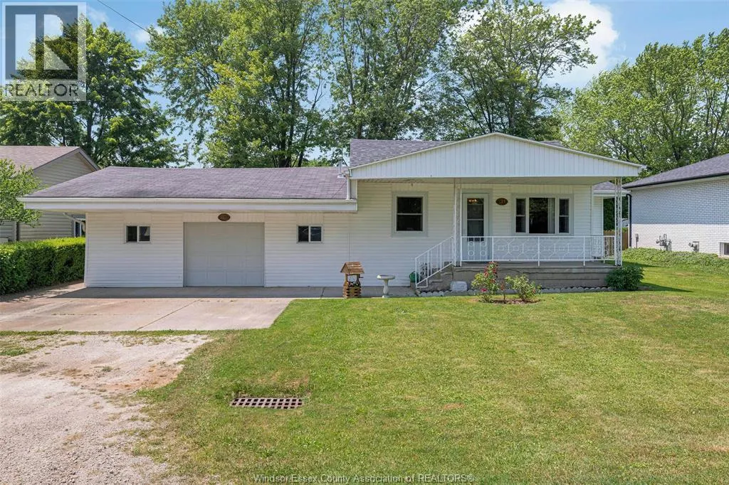 211 DUBOIS AVENUE