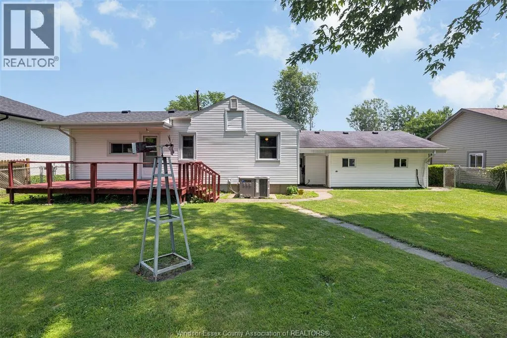 211 DUBOIS AVENUE