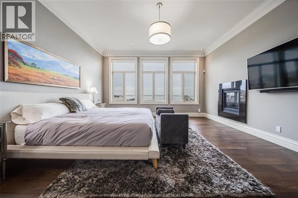 12082 & 12078 RIVERSIDE DRIVE