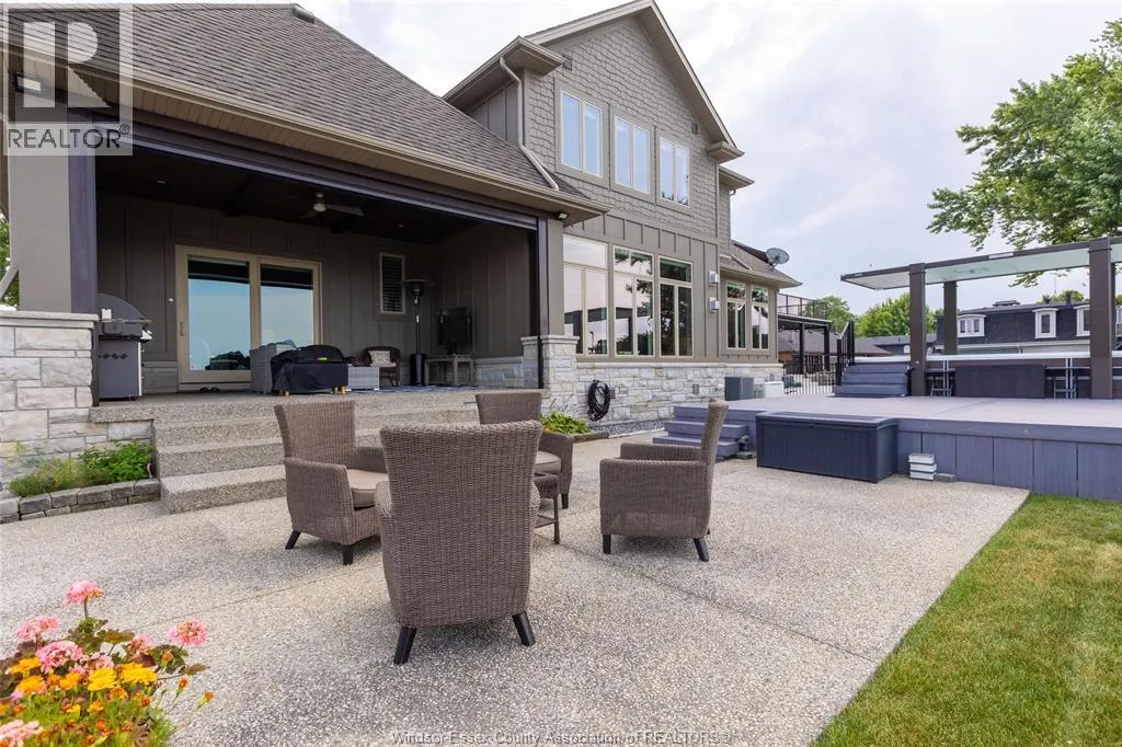 12082 & 12078 RIVERSIDE DRIVE