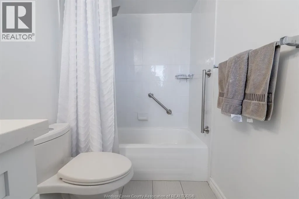 515 North Service ROAD Unit# 35