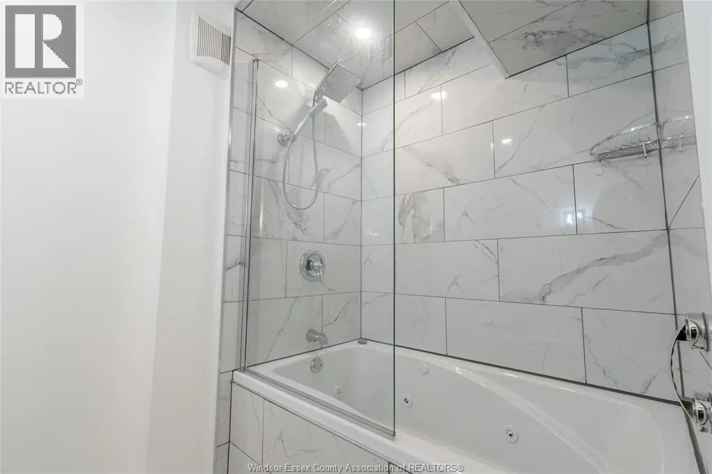 515 North Service ROAD Unit# 35