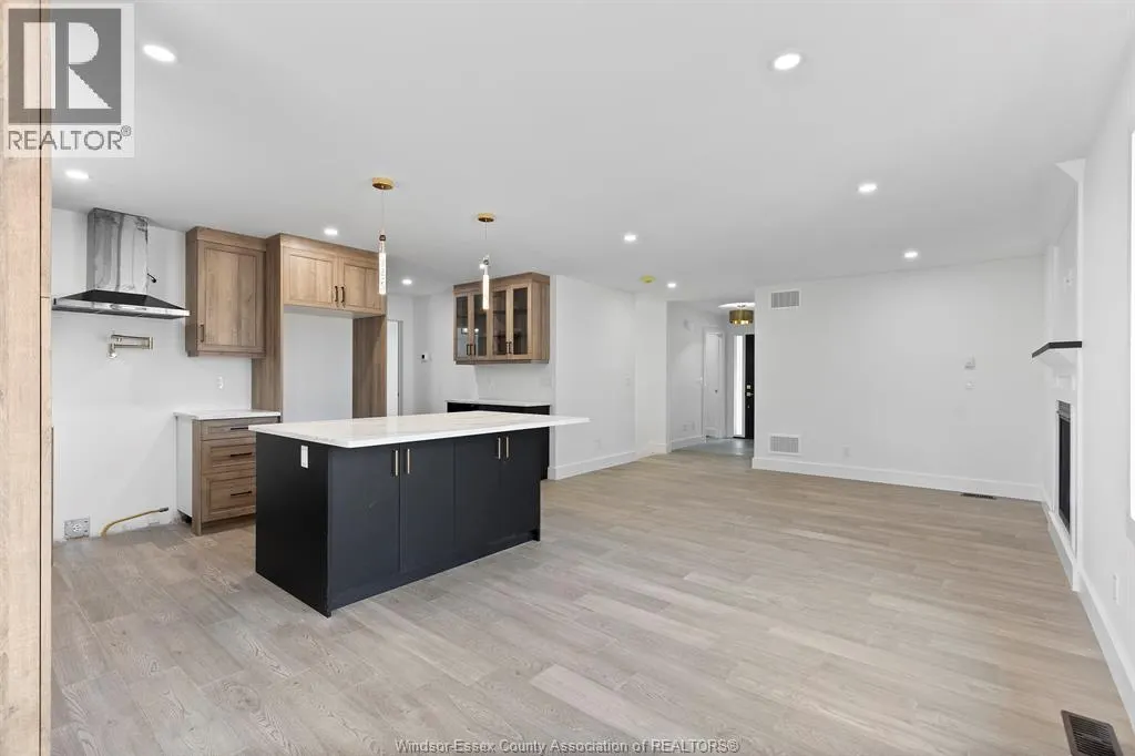 256 EAST PUCE ROAD
