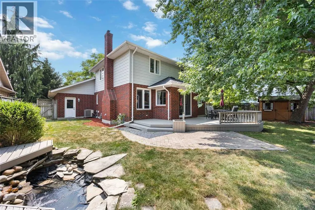 454 ST. LAWRENCE COURT