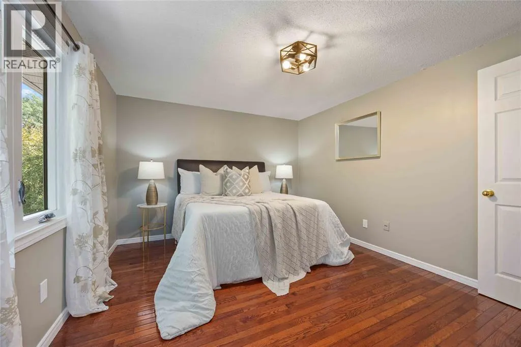 454 ST. LAWRENCE COURT