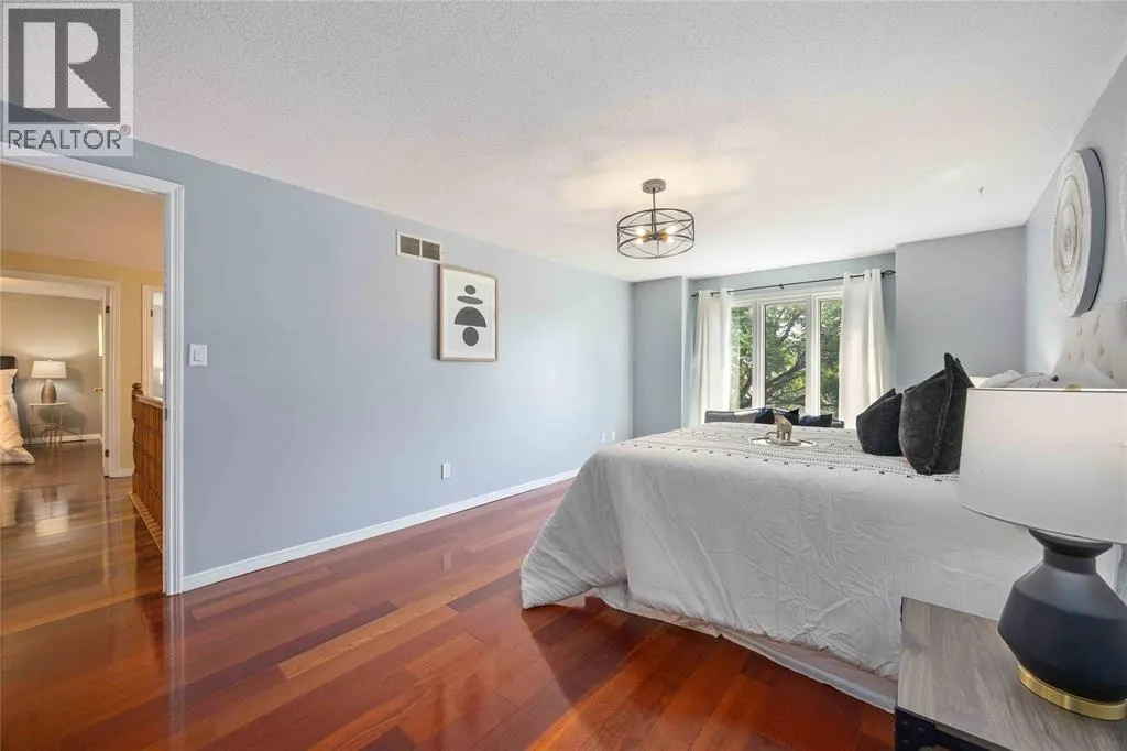 454 ST. LAWRENCE COURT