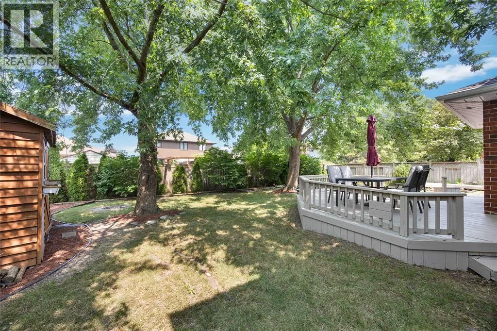 454 ST. LAWRENCE COURT