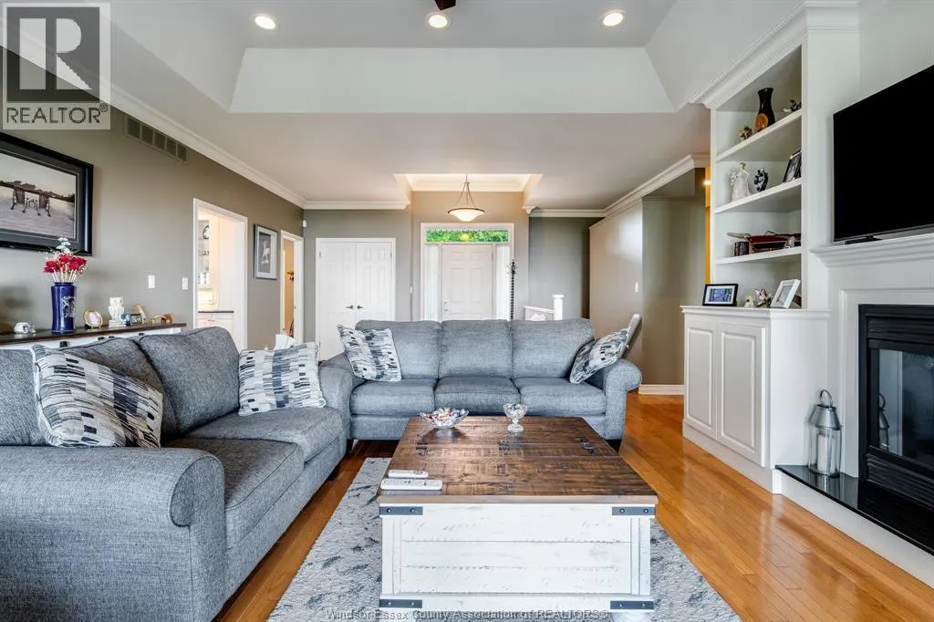 501 Lake DRIVE
