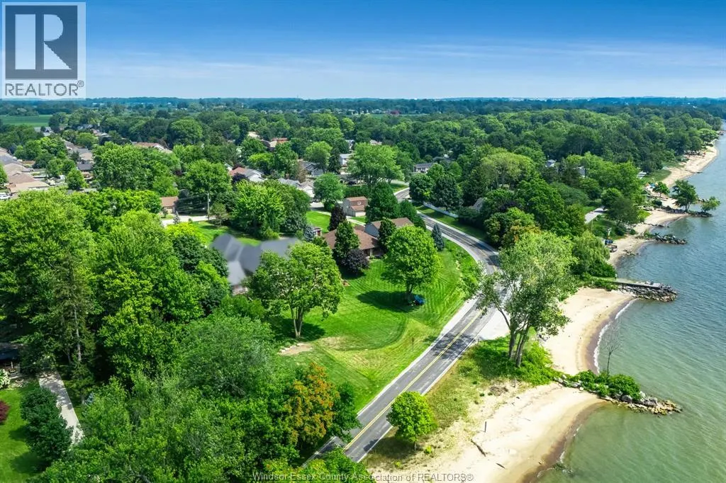 501 Lake DRIVE